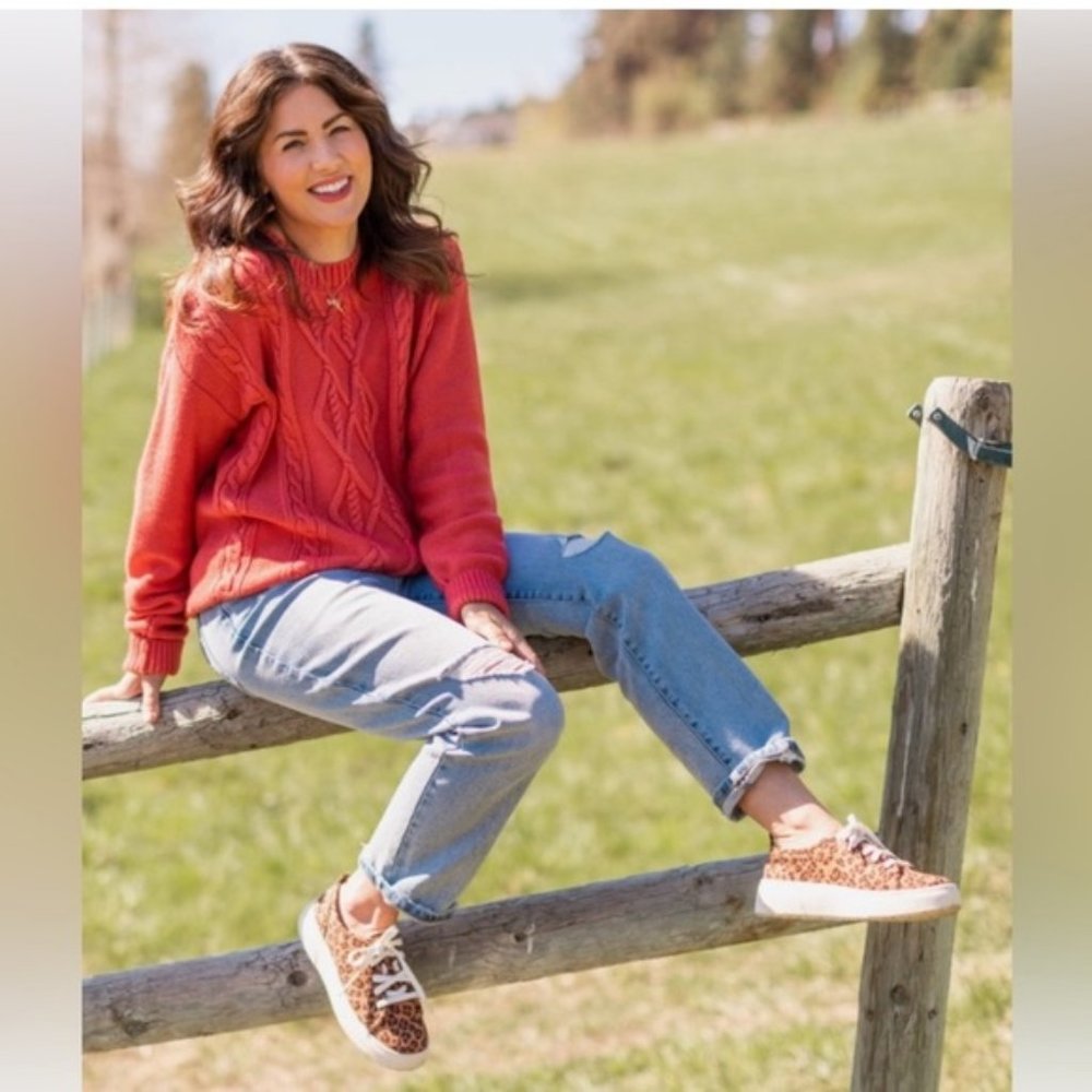 Jillian Harris x Joe Fresh Collab Mary Leopard Print Sneakers Size 6